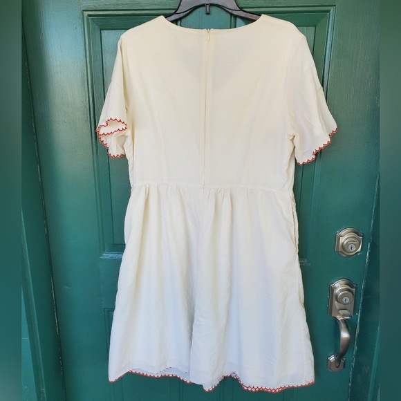 Roolee Floral Embroidery Large Dress - Picture 2 of 5